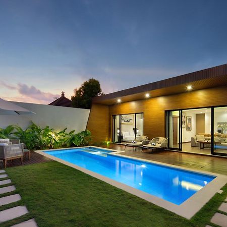 The Claremont Luxury Villas Семиняк Екстериор снимка