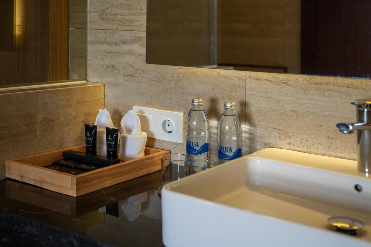 The Claremont Luxury Villas Семиняк Екстериор снимка