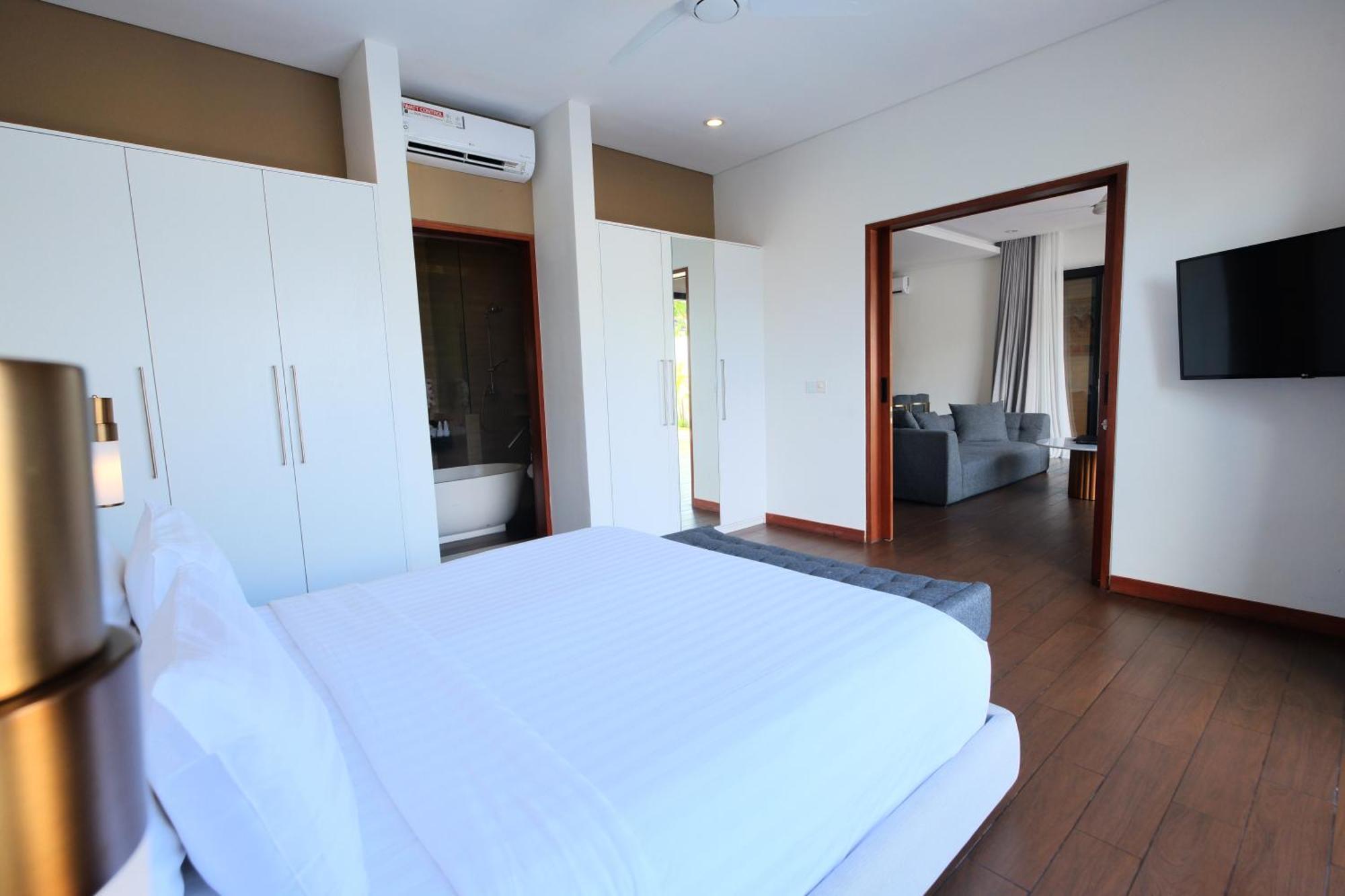 The Claremont Luxury Villas Семиняк Екстериор снимка