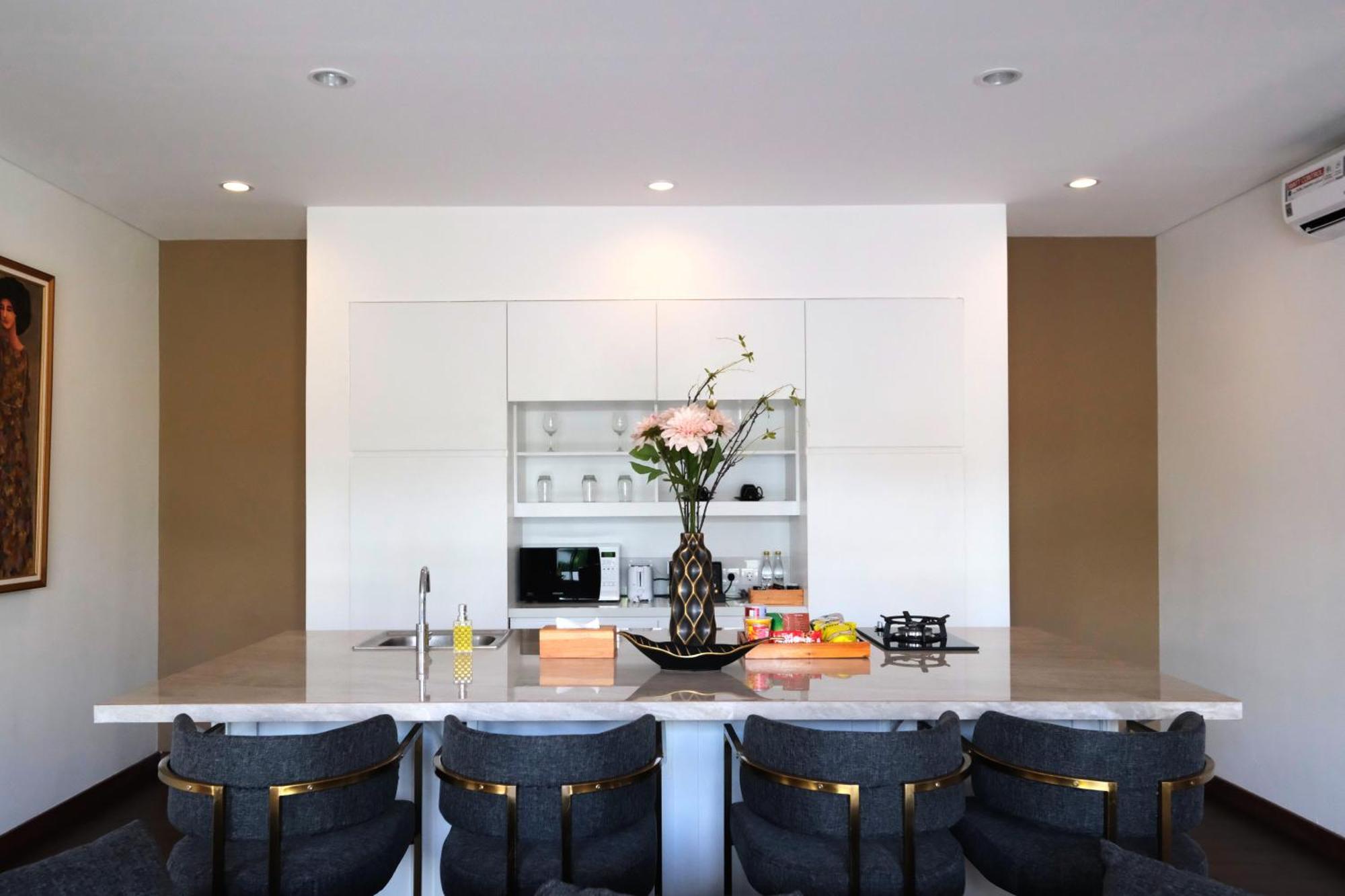 The Claremont Luxury Villas Семиняк Екстериор снимка